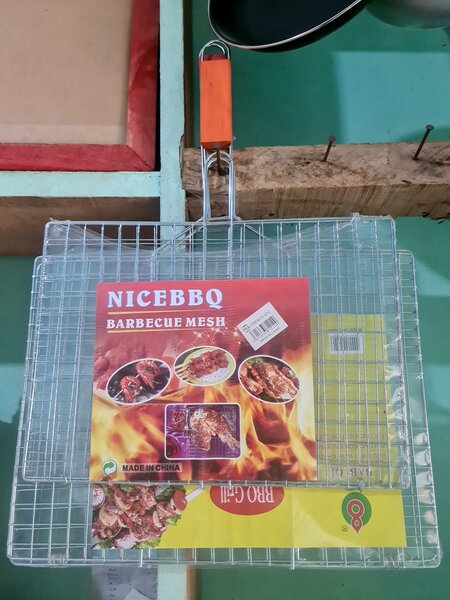 Grille Barbecue en Acier
