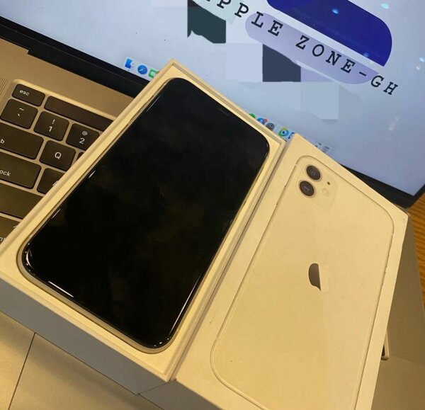 iPhone 11