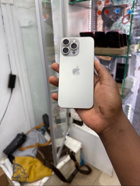 iPhone 15 Pro Max