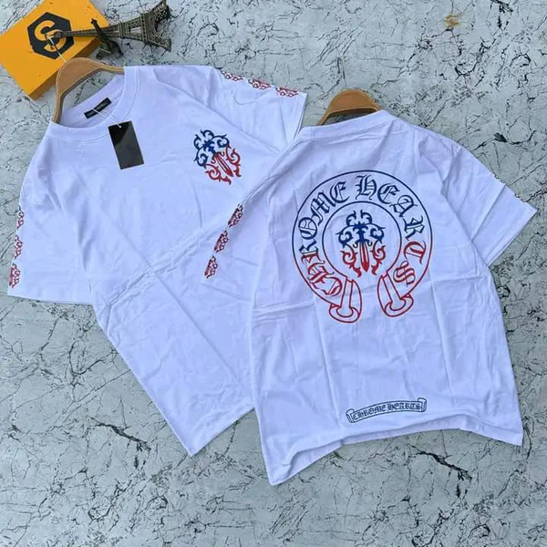 T-shirt white