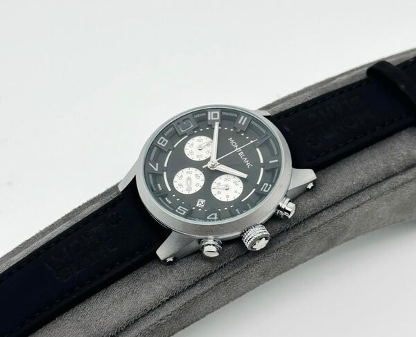 Montre super stylé