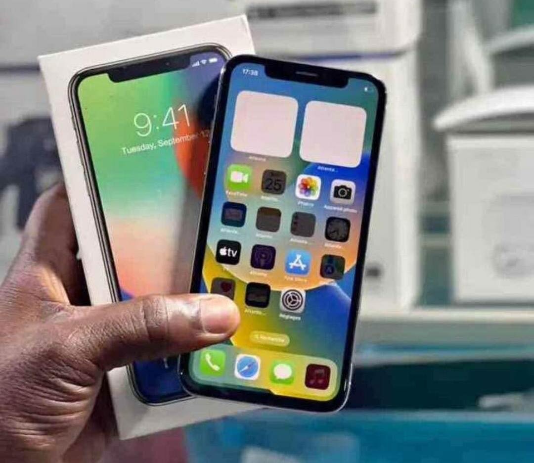 iPhone X