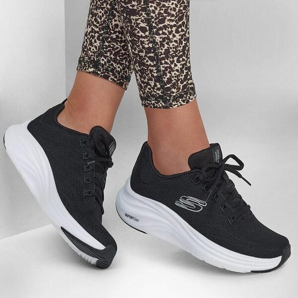LADIES CASUAL WEAR