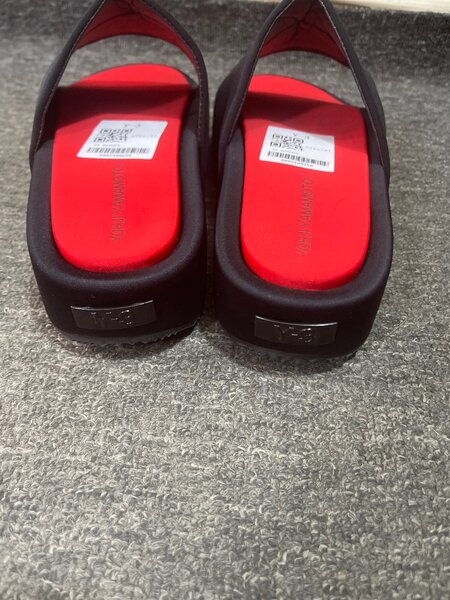 Flip and slipper