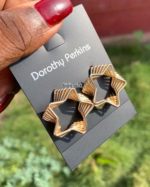 Stunning Earring