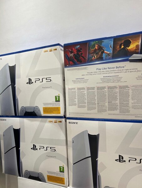 Play Station 5 Slim