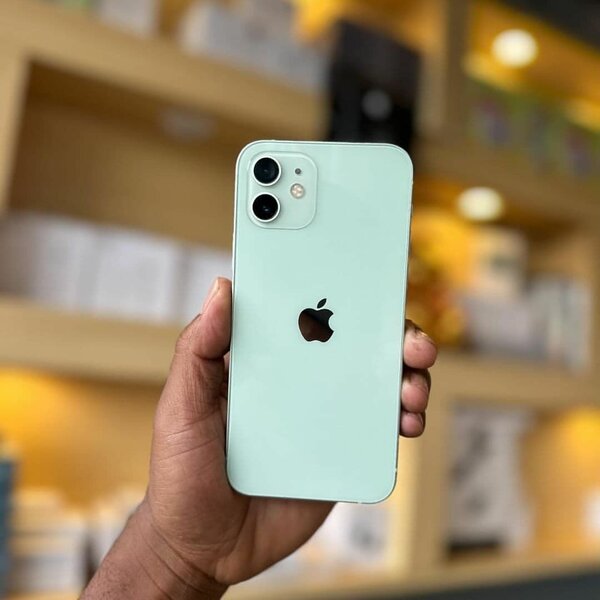 iPhone 12
