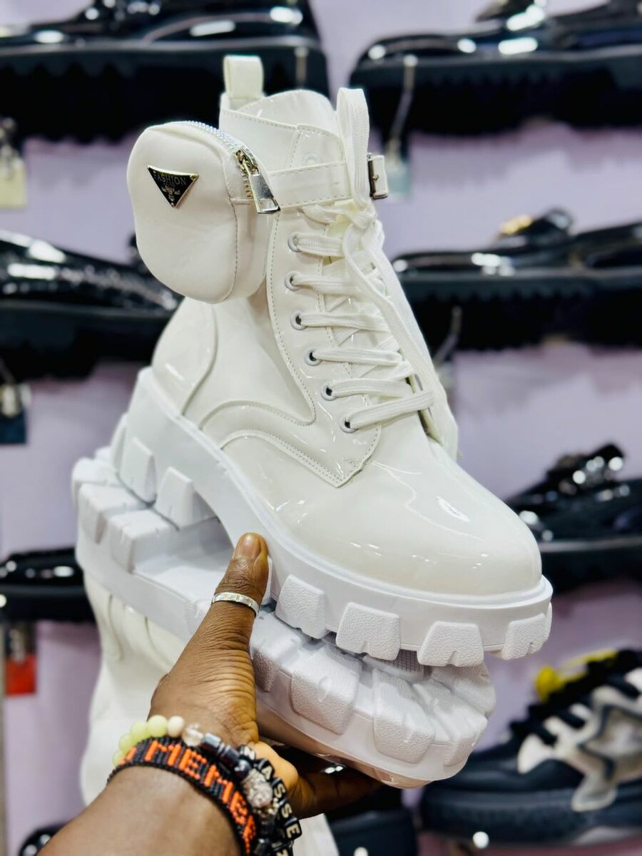 Ankle boots ️️