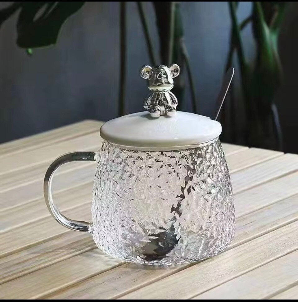 Ensemble tasse et cuillère