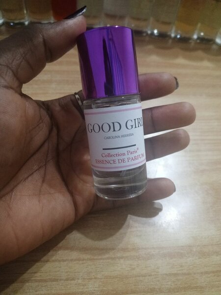 Good Girl Essence de Parfum
