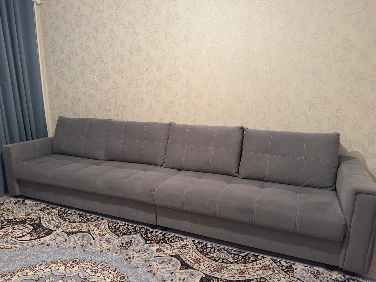 Диван