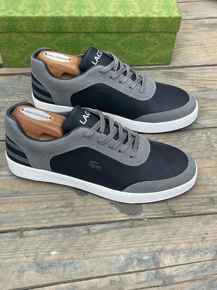 LACOSTE GRAY
