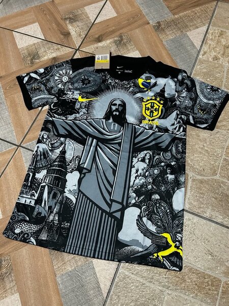 Maillot graphique Christ