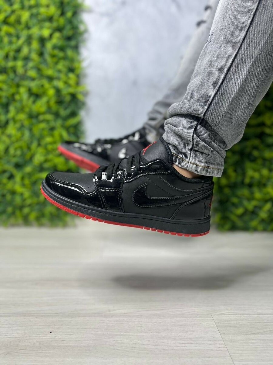 Air Jordan 1 low