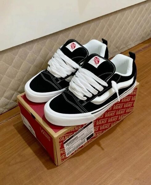 VANS SNEAKER