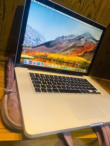 MacBook