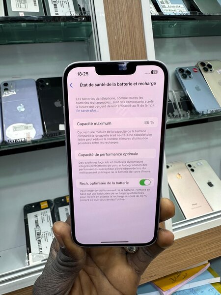 iPhone 14 simple