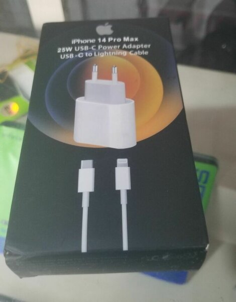 Chargeur iPhone original