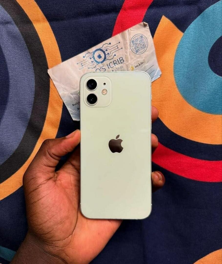 iPhone 12