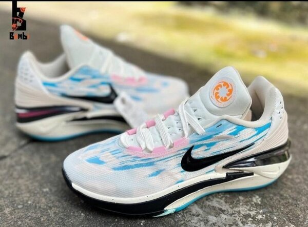 Chaussures de sport légères