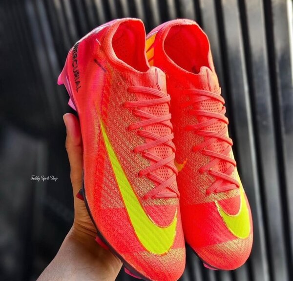 Crampons nike