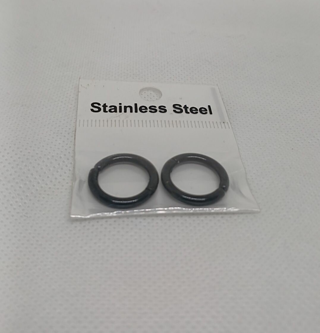 Magnetic earring