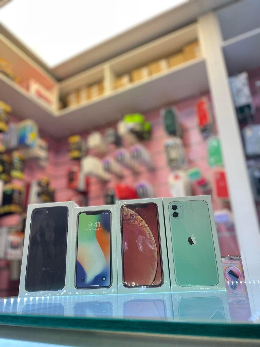 IPHONE