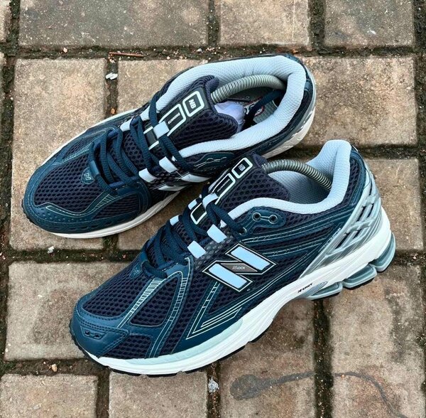 Fashion sneakers