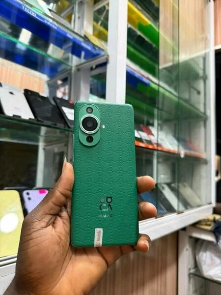 Smartphone Android Vert Écran Large