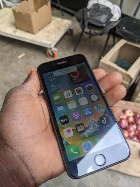 iPhone 8