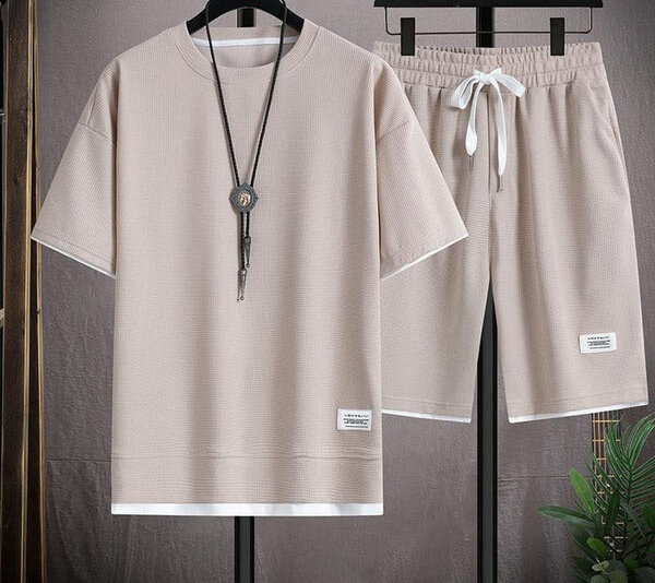 MENS SUIT 