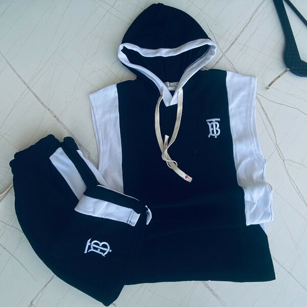 Yeku Top & Down