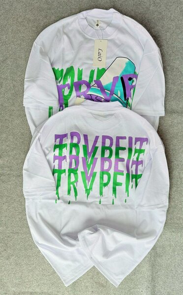 Tee-shirts