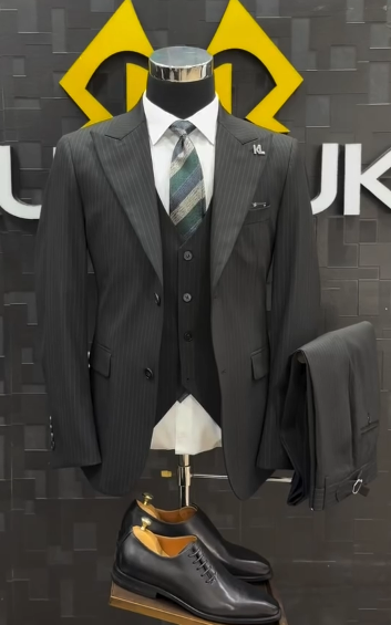 Suit