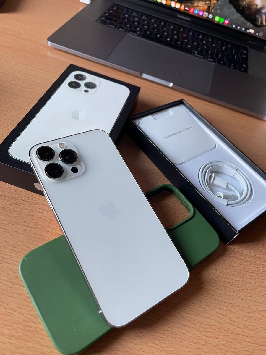 Apple iPhone