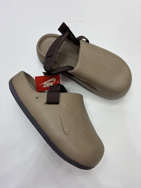 Nike calm slides 