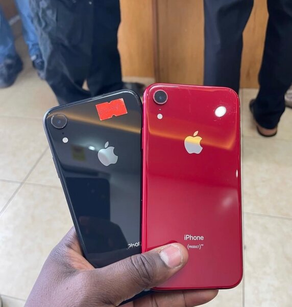 iPhone XR 128gb