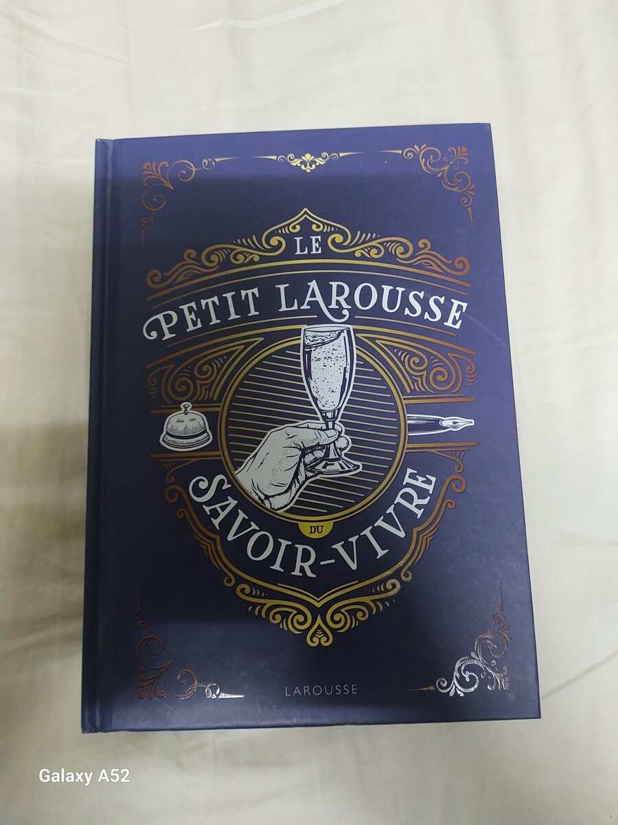 Le petit larousse du savoir-vivre