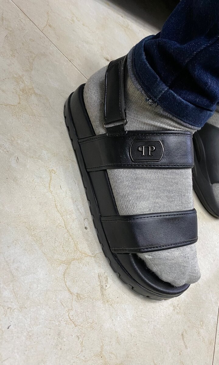 Philiplien sandals