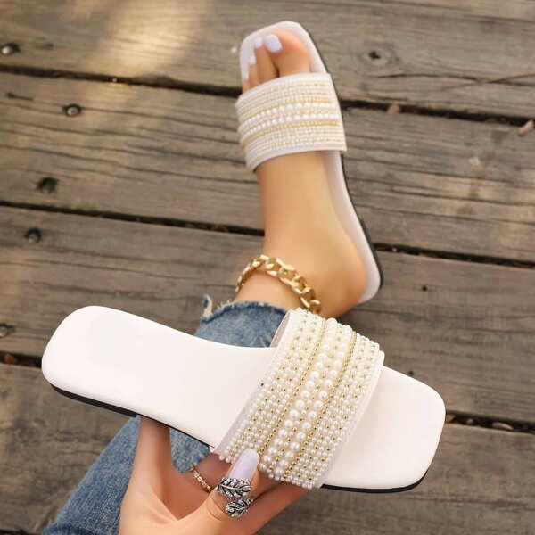 Shoe