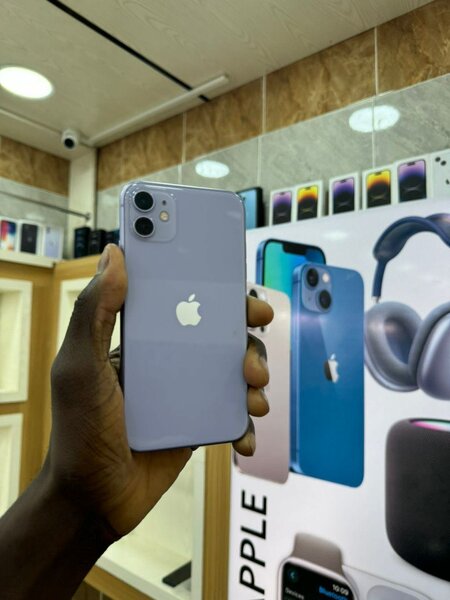 iPhone 11