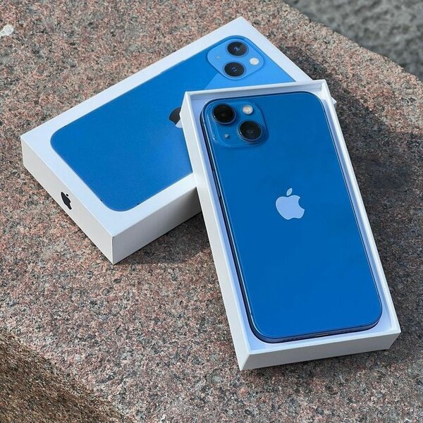 iPhone 13