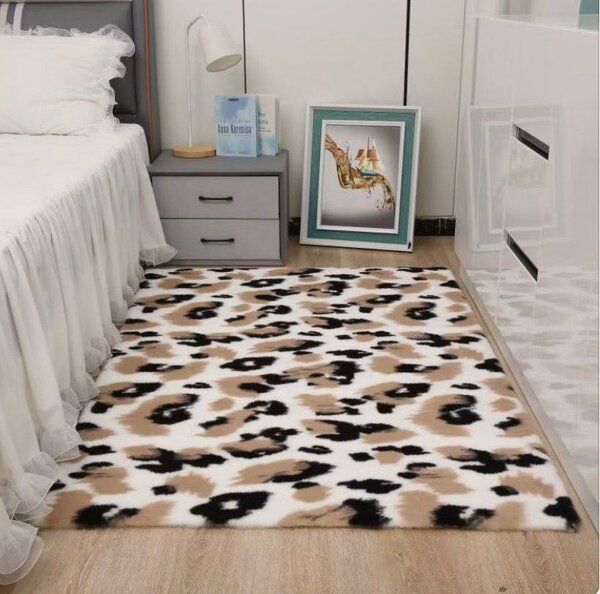 Center fluffy mat