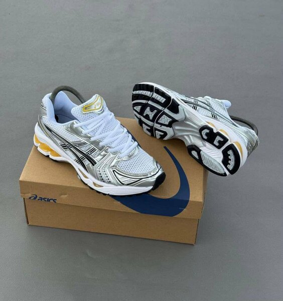 Asics nyc 2055