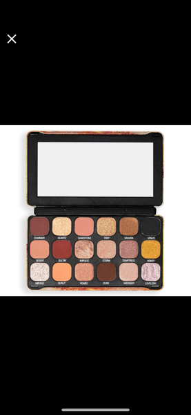Révolution Beauty palette