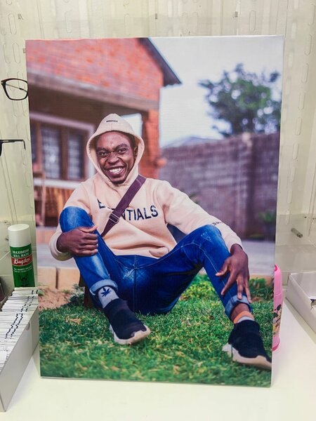 Canvas portraits