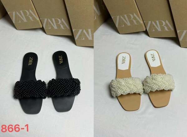Ladies slippers