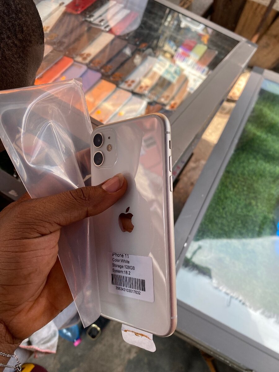 iPhone 11