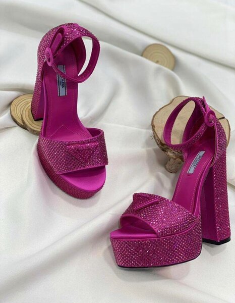 S HEELS