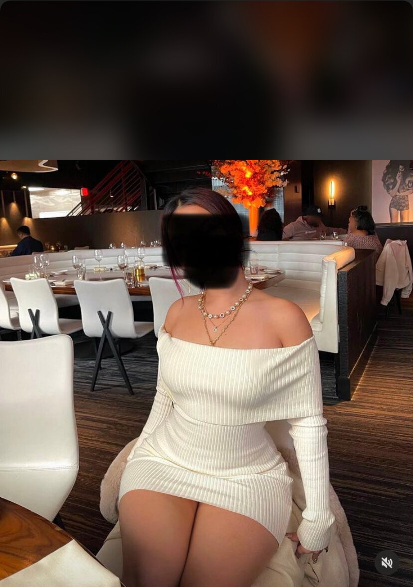 Robe moulante élégante femme